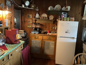 Seymour Lake Lodge,Orleans>>Morgan,2 star