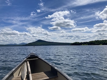 Seymour Lake Lodge,Orleans>>Morgan,2 star