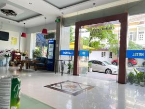 sky apartment and hotel