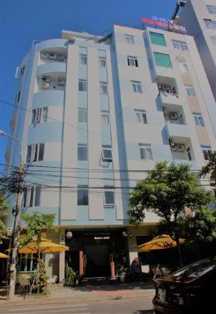 sky apartment and hotel