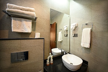 everest boutique hotel