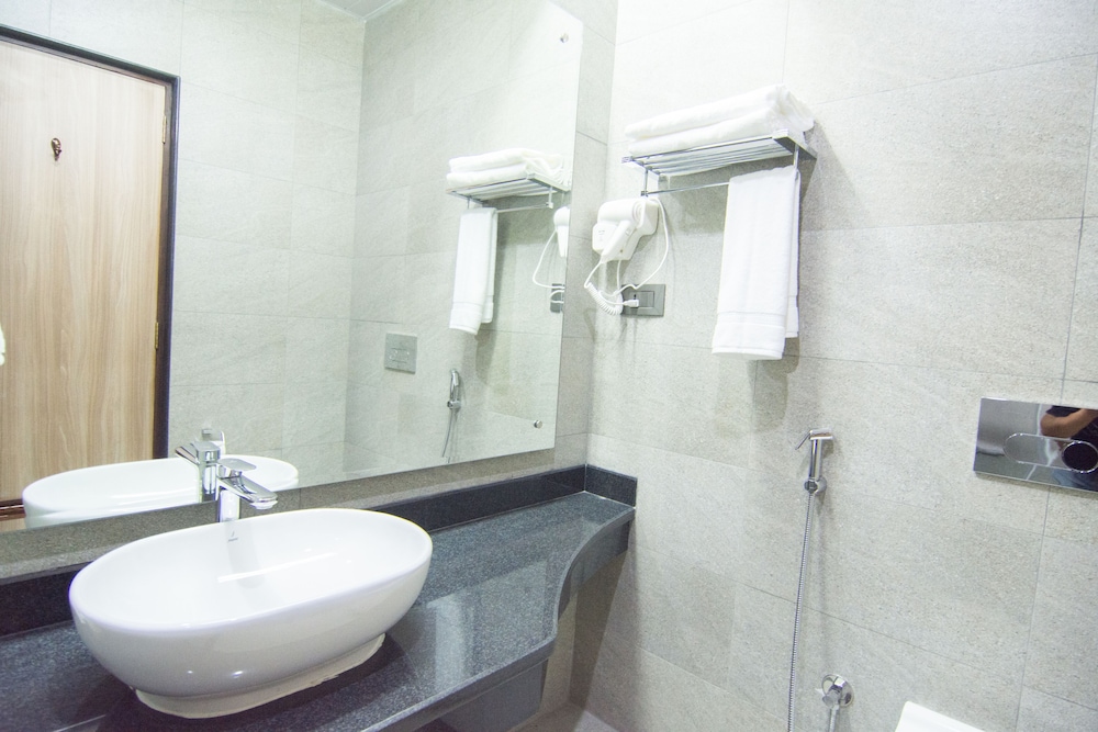 everest boutique hotel