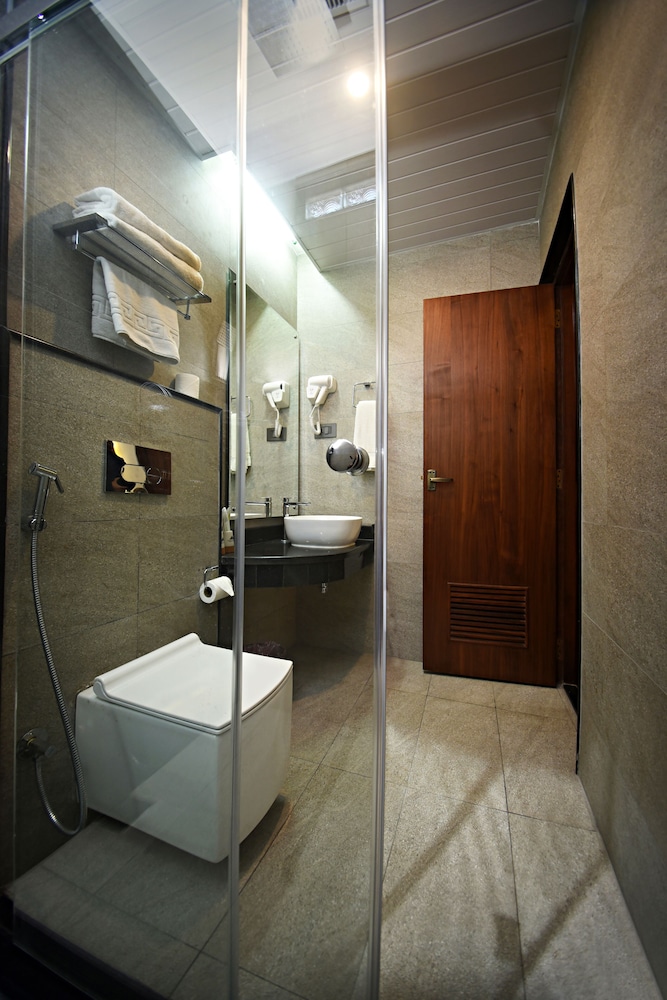 everest boutique hotel