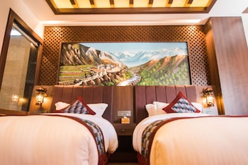 everest boutique hotel