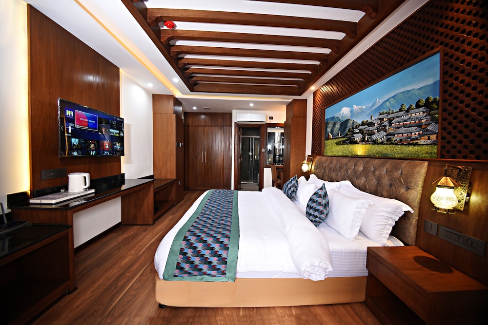 everest boutique hotel