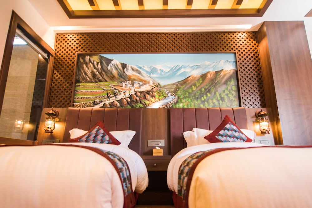 everest boutique hotel