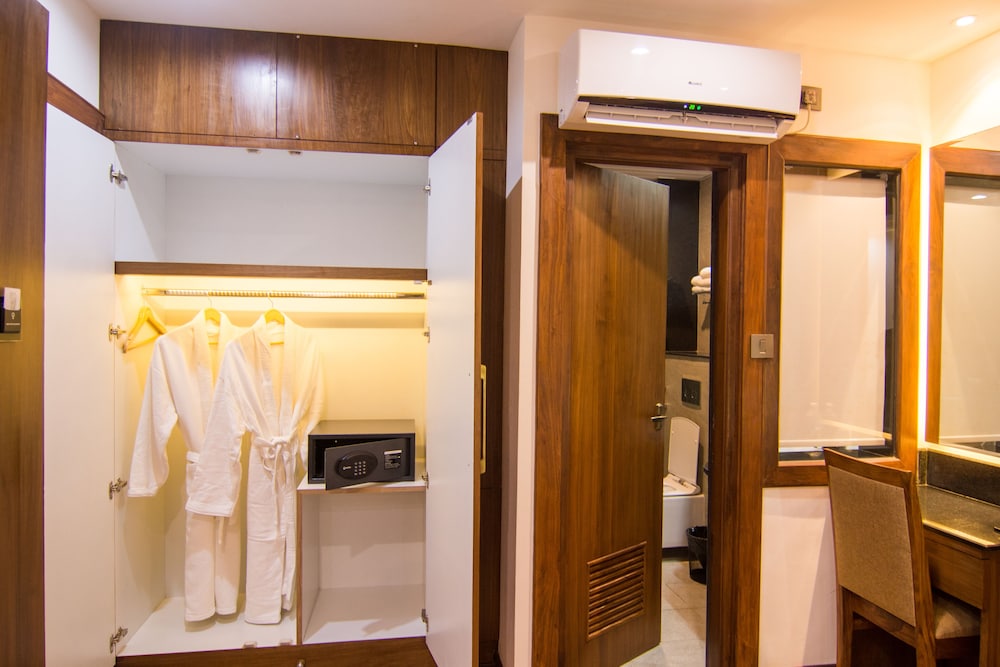 everest boutique hotel
