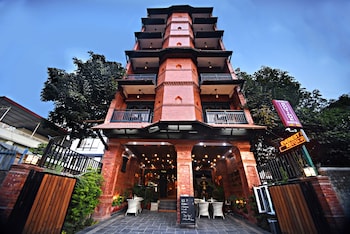 everest boutique hotel
