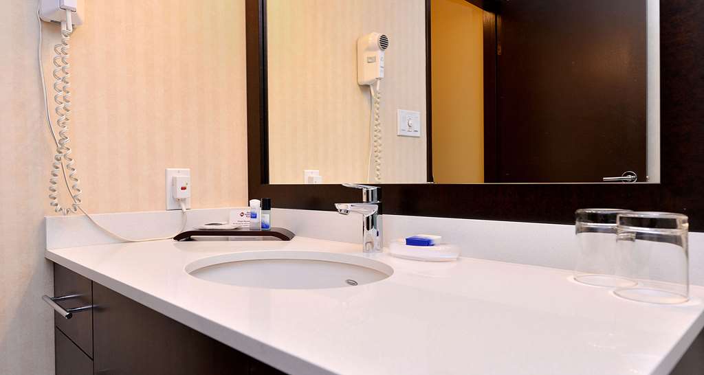 best western plus emerald isle hotel