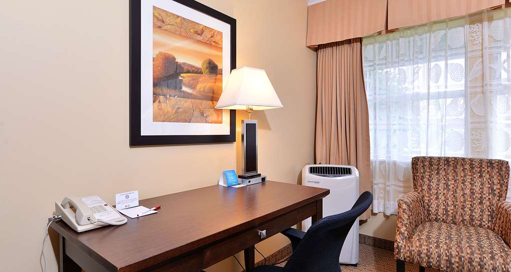 best western plus emerald isle hotel