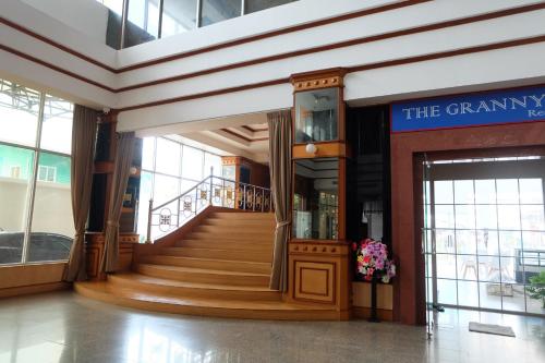 grannylla residence ramkhamhaeng