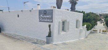 paros