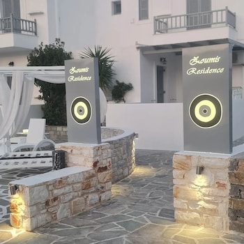 paros
