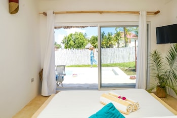 aquamarina hotel and villas