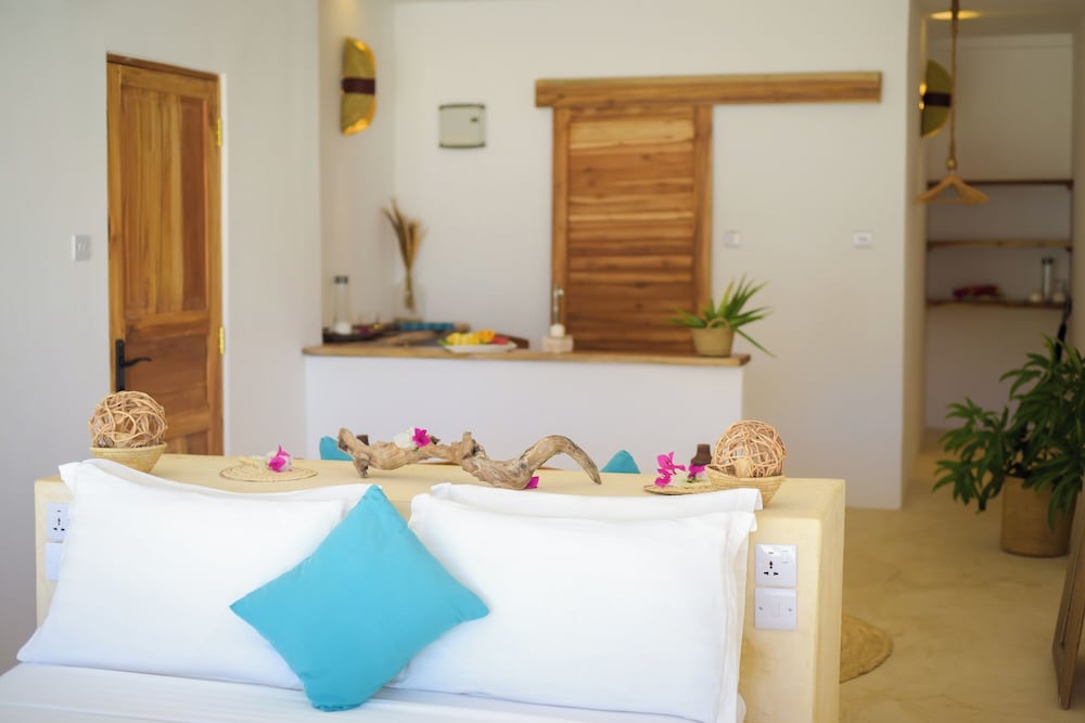 aquamarina hotel and villas