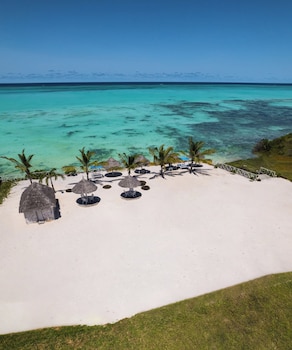 aquamarina hotel and villas