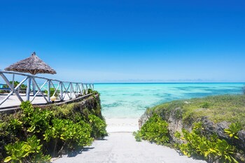 aquamarina hotel and villas