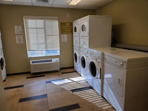 candlewood suites sidney by ihg