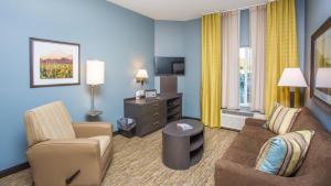 candlewood suites sidney by ihg