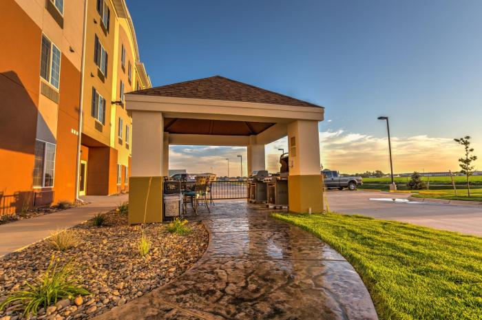 candlewood suites sidney by ihg