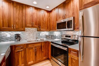westwind 108 2bd 2ba plat condo