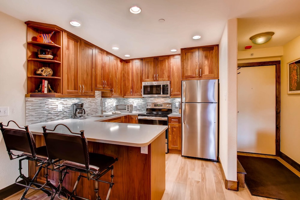 westwind 108 2bd 2ba plat condo