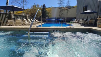 westwind 108 2bd 2ba plat condo