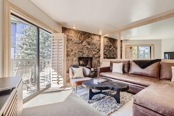 westwind 307 2bd 2ba platinum condo in lionshead village