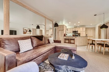 westwind 307 2bd 2ba platinum condo in lionshead village