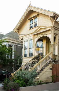 B-Love's Guest House,Oakland>>Alameda,2 star