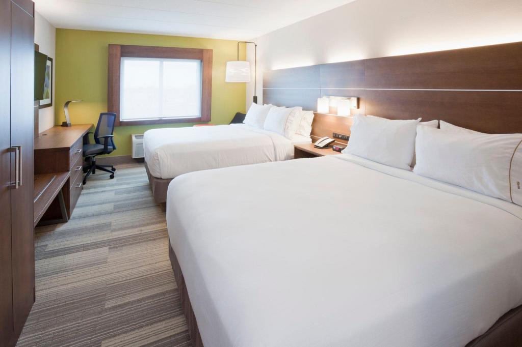 holiday inn express roseville st paul by ihg