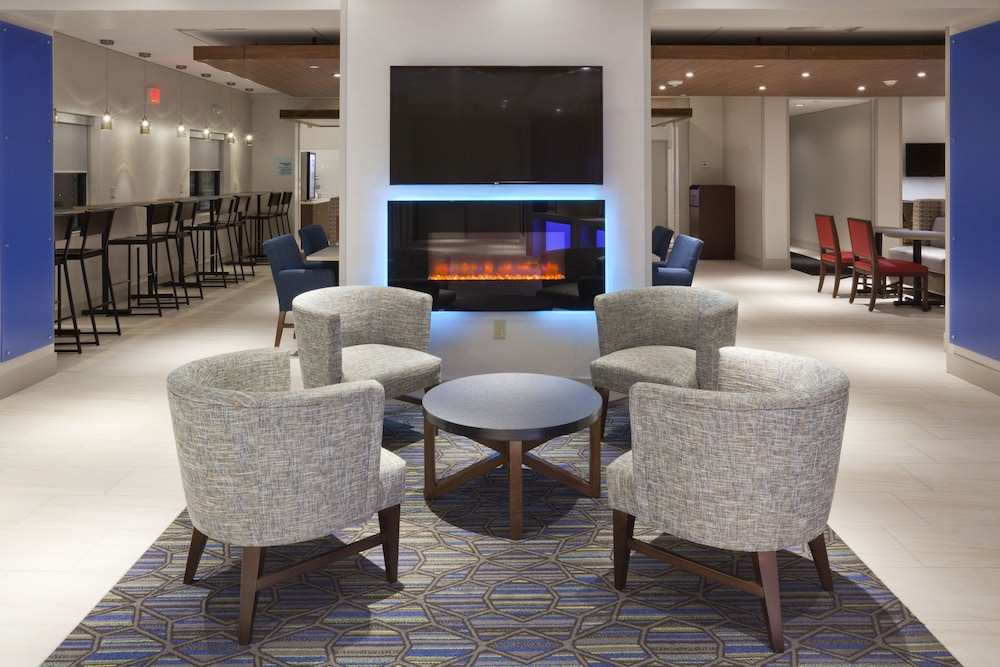 holiday inn express roseville st paul by ihg