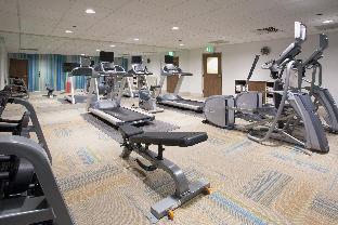 holiday inn express roseville st paul by ihg