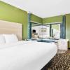 quality inn russellville