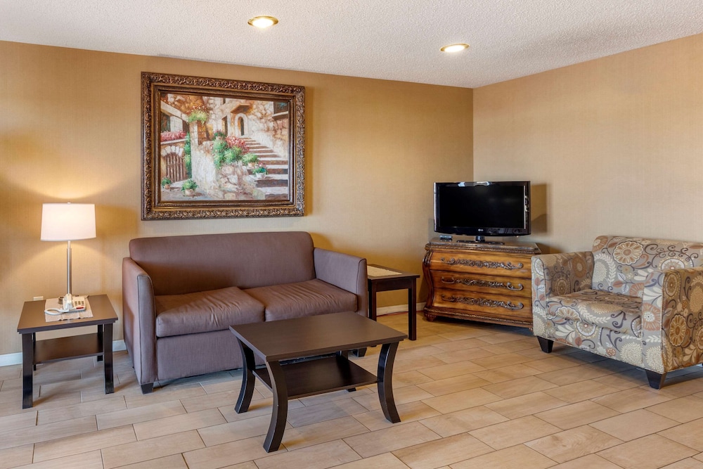 quality inn russellville i 40