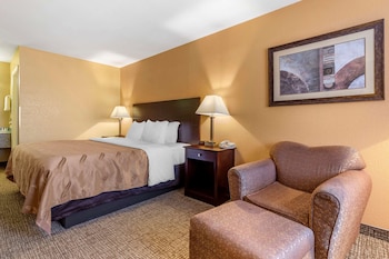 quality inn russellville i 40