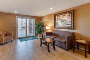 quality inn russellville i 40
