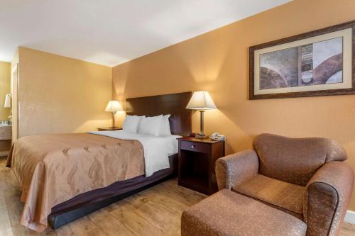 quality inn russellville i 40