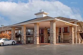 quality inn russellville i 40