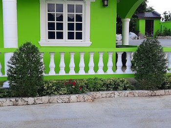 pesheres inn and spa