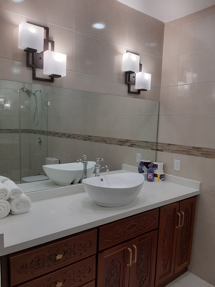 pesheres inn and spa