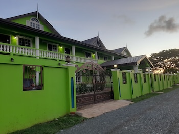 pesheres inn and spa