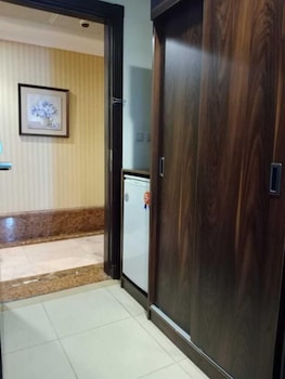 sky view hotel madinah