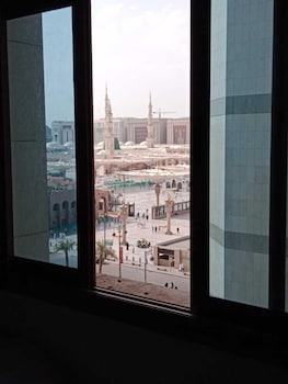 sky view hotel madinah