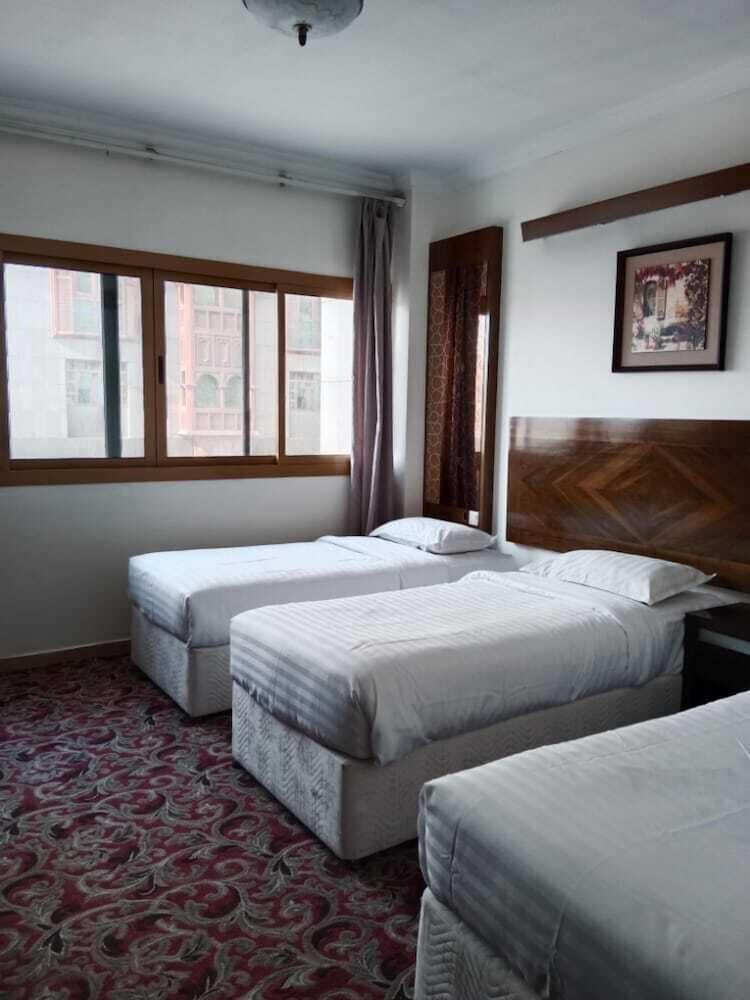 sky view hotel madinah