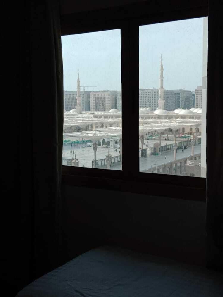 sky view hotel madinah
