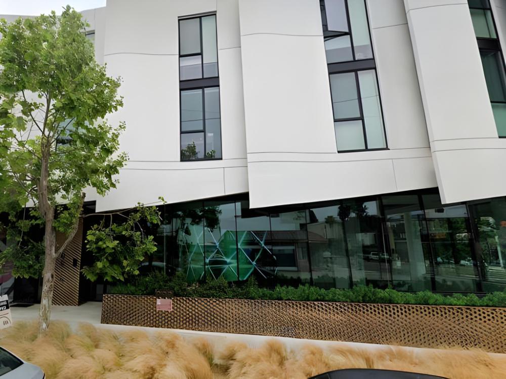 hollywood homes minutes to everything