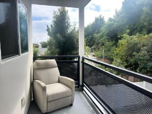 hollywood homes minutes to everything