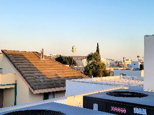 hollywood homes minutes to everything