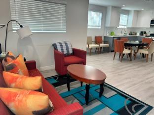 hollywood homes minutes to everything